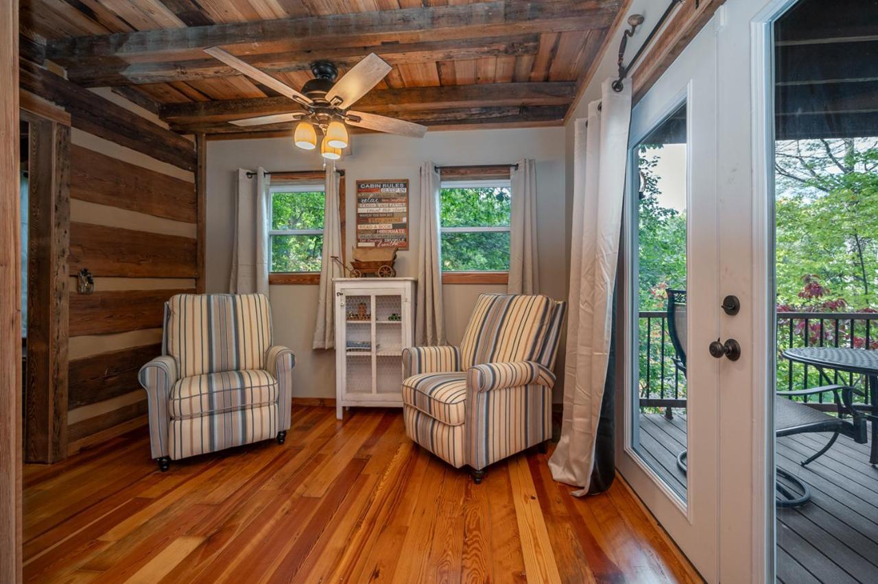 Russell'S Fort At White Oak Point: Historical Cabin On Lake Lure, Luxury, Direct Lake Access! Villa Luaran gambar