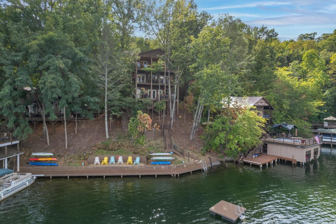 Russell'S Fort At White Oak Point: Historical Cabin On Lake Lure, Luxury, Direct Lake Access! Villa Luaran gambar
