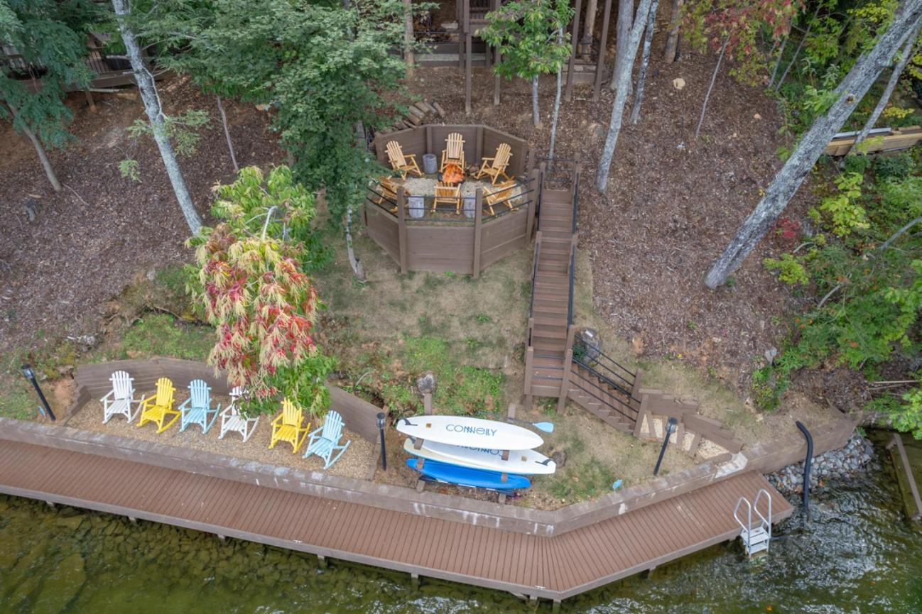 Russell'S Fort At White Oak Point: Historical Cabin On Lake Lure, Luxury, Direct Lake Access! Villa Luaran gambar