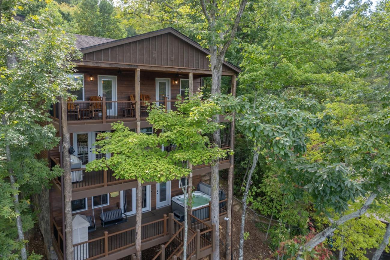 Russell'S Fort At White Oak Point: Historical Cabin On Lake Lure, Luxury, Direct Lake Access! Villa Luaran gambar